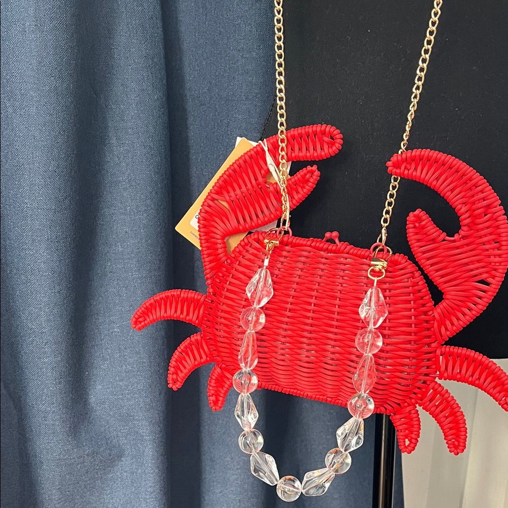 Tommy Bahama Red Woven Crab Crossbody Bag - Picture 5 of 11